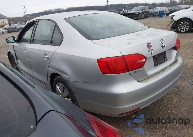 3VW2K7AJ7CM400039: 43889660