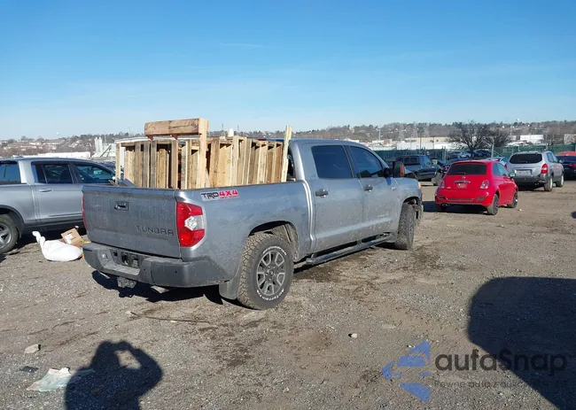 5TFDW5F15EX346783: 43889669