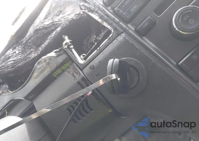 1FAHP2FW1BG152939: 43889764