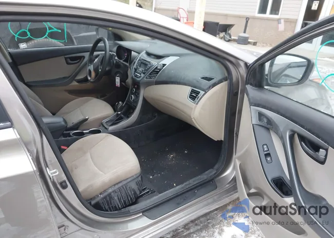 5NPDH4AE3GH738965: 43891302