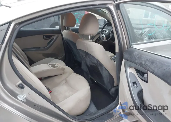 5NPDH4AE3GH738965: 43891302