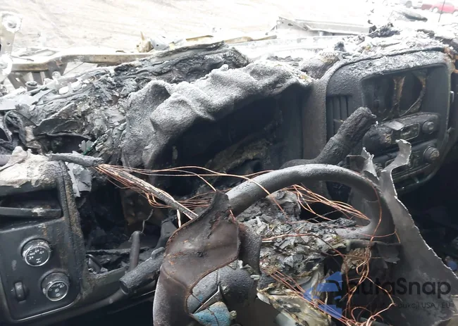 3GCUKREC5EG302924: 43891384