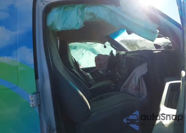 1GCWGAFF8H1137877: 43890450