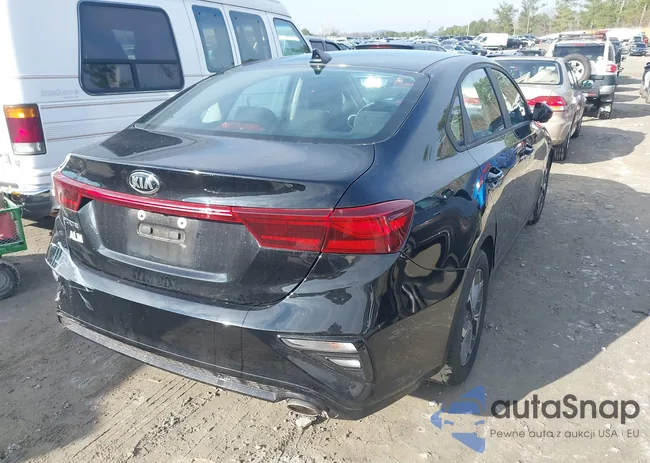 3KPF24AD4ME381412: 43890519