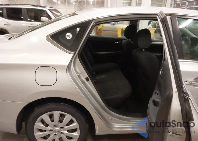 3N1AB7AP8JY314279: 43890563