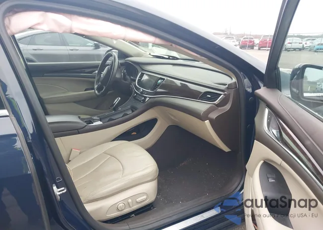 1G4ZP5SS2HU189779: 43890584