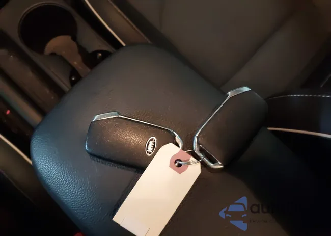 3KPF34AD9ME330811: 43890694