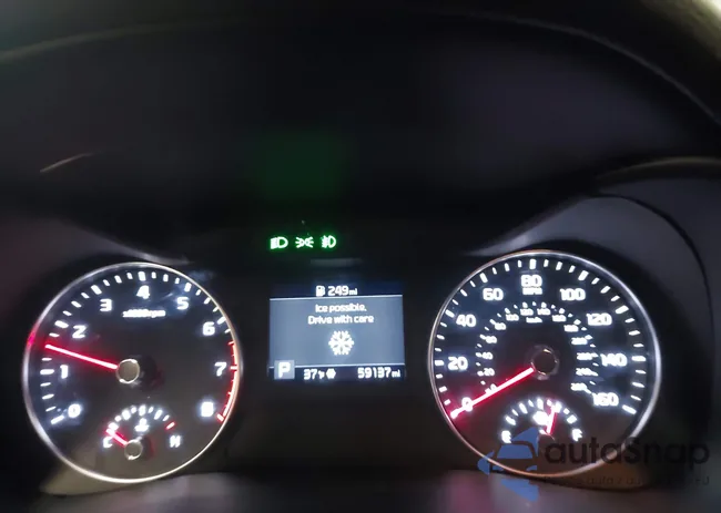 3KPF34AD9ME330811: 43890694