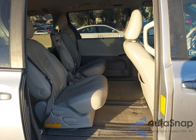 5TDYK3DC2BS138495: 43890767