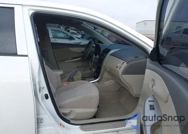 JTDBU4EE1AJ077304: 43890802