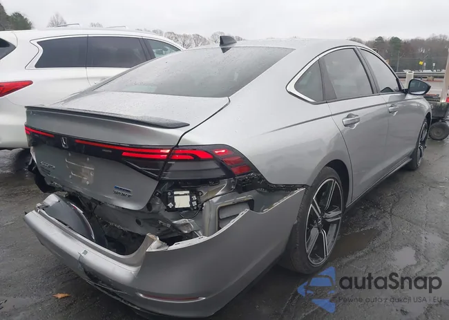 1HGCY2F58RA008733: 43891849