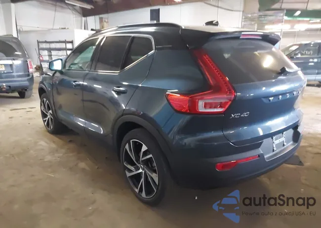 YV4162UM8N2645998: 43891938