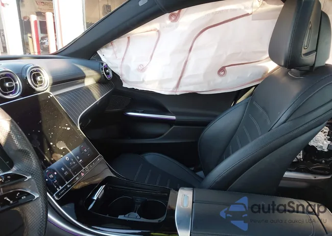 W1KAF4HB7NR067641: 43891948