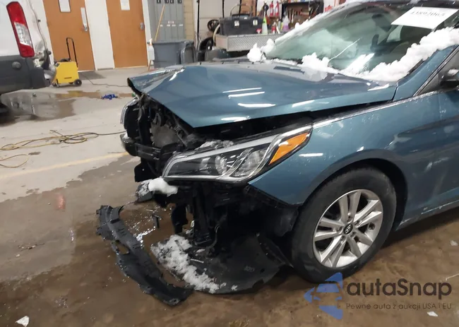 5NPE24AF0HH559086: 43892065