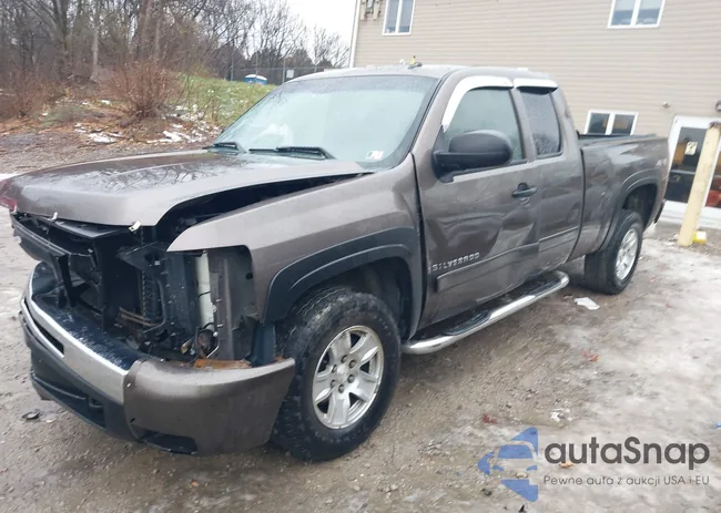 2GCEK19C571713638: 43892177