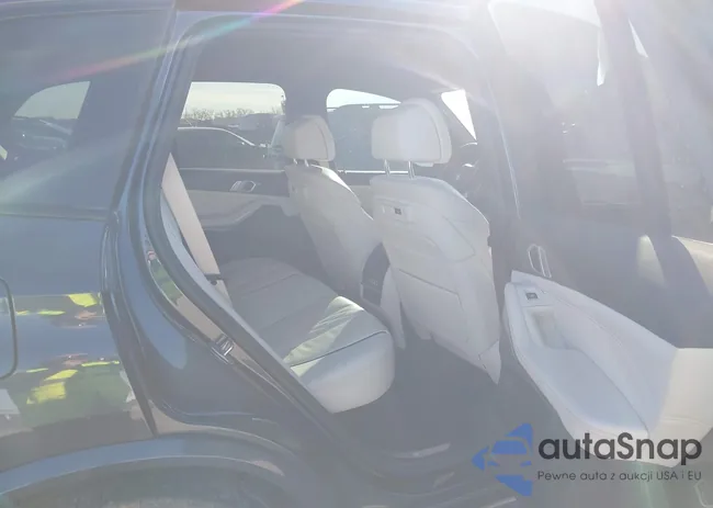 5UXCR6C50KLL04085: 43892212