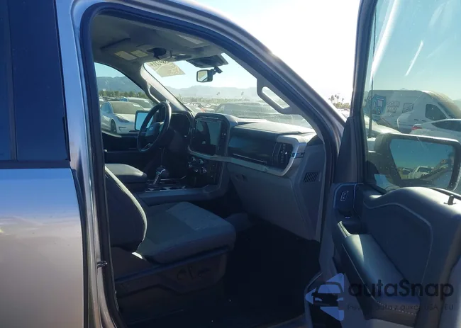 1FTVW1EL2PWG43082: 43892219