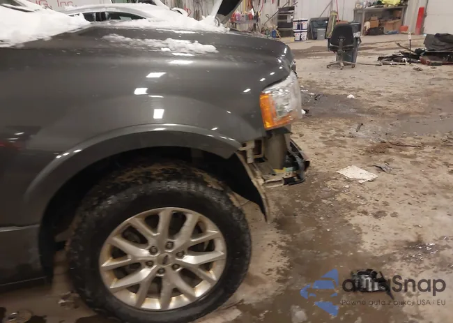 1FMJK2AT3GEF47078: 43892317