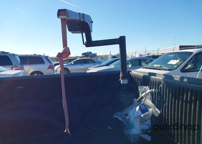 1FTRX17W9XNB66775: 43892436