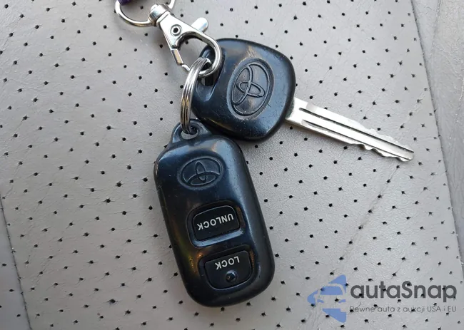 2T1CF22P6YC371585: 43891510