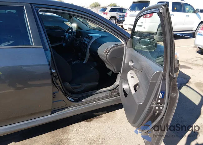 2T1BU4EE2BC727948: 43891531