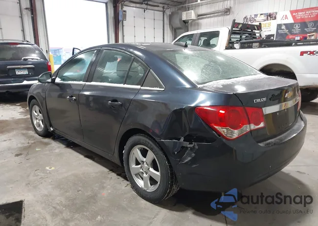 1G1PE5SB0G7108737: 43891653