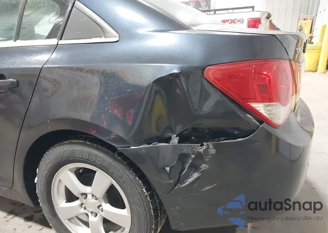 1G1PE5SB0G7108737: 43891653