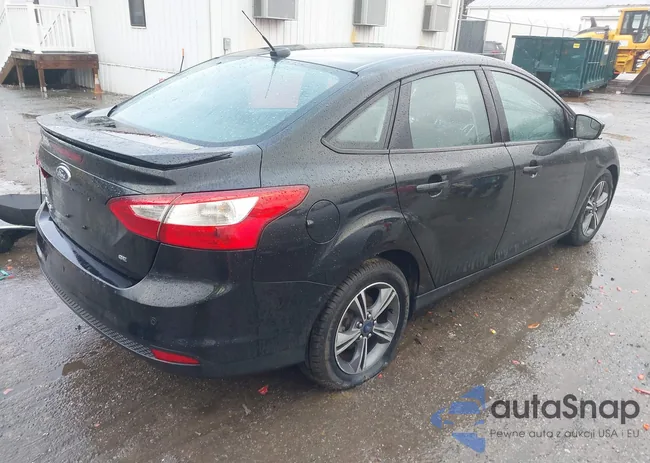 1FADP3F27EL366413: 43891808