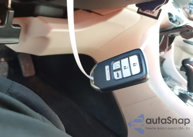 1HGCR3F92GA005586: 43891826