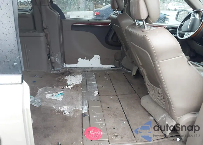 2C4RC1GGXER425701: 43892925