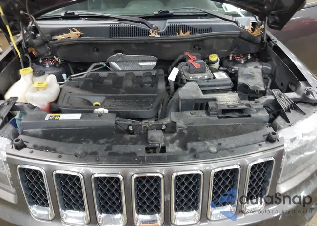 1C4NJDBB2ED926750: 43893037