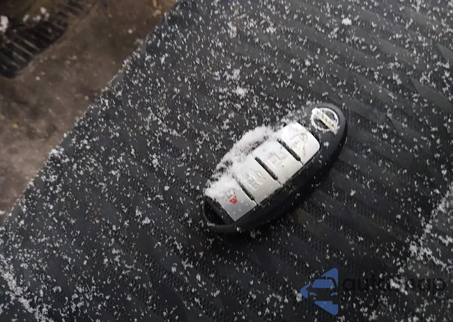 1N4AL3AP0GC150665: 43893146