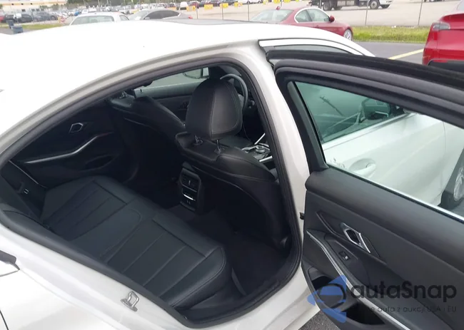 3MW39FF0XR8E66533: 43893155