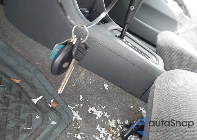 2HGEJ667XWH615090: 43893220