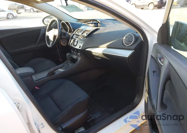 JM1BL1UG9C1597824: 43893235