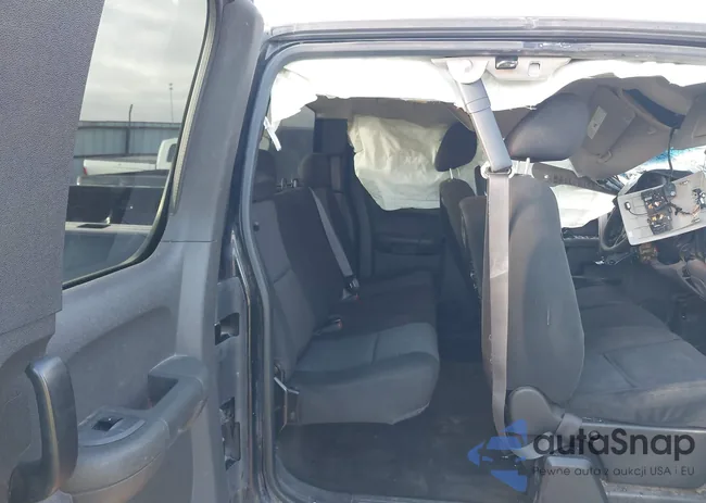 1GCSCREA0AZ121436: 43893244