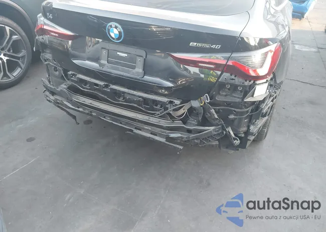 WBY73AW0XPFN87042: 43893400