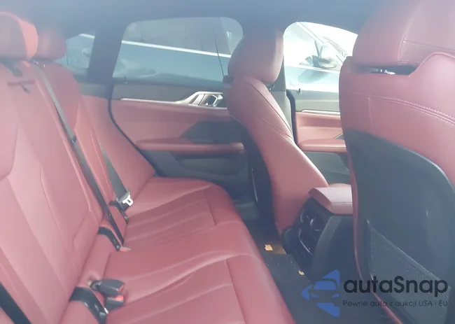 WBY73AW0XPFN87042: 43893400