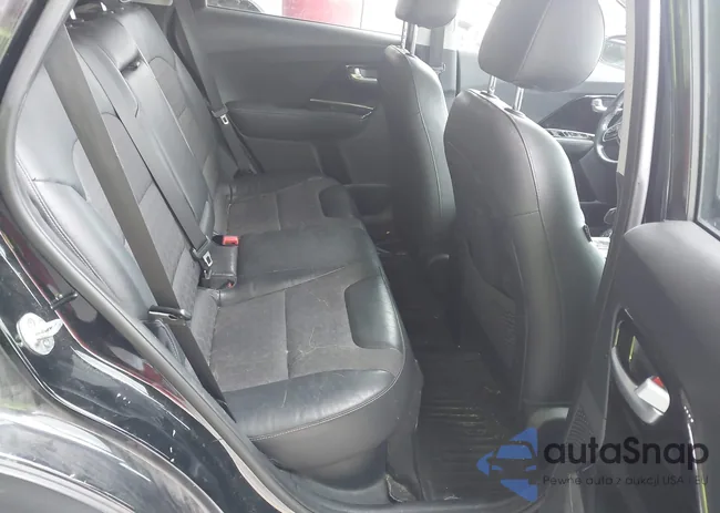 KNDCC3LC5H5052976: 43892515