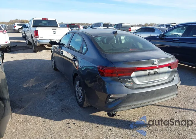 3KPF24AD3ME299039: 43892618