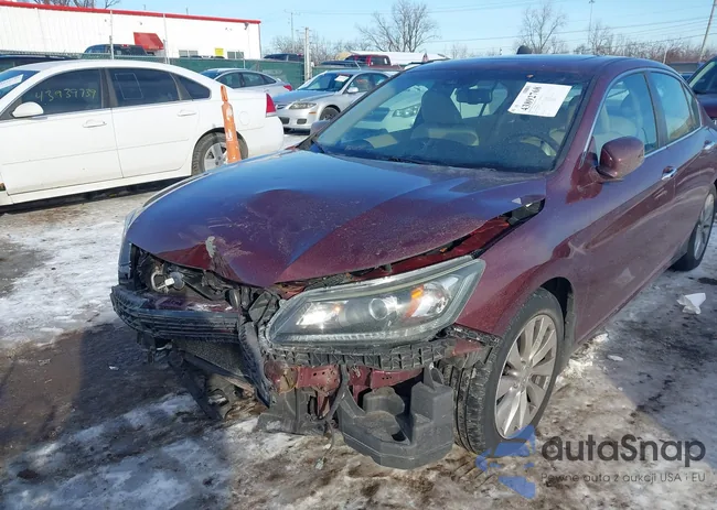 1HGCR2F88DA020493: 43892768