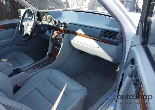 WDBEA32E9SC193150: 43893853