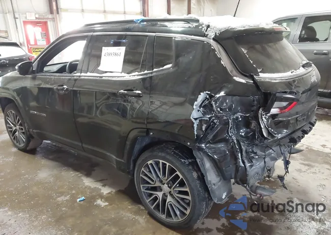 3C4NJDCN6PT513817: 43893861