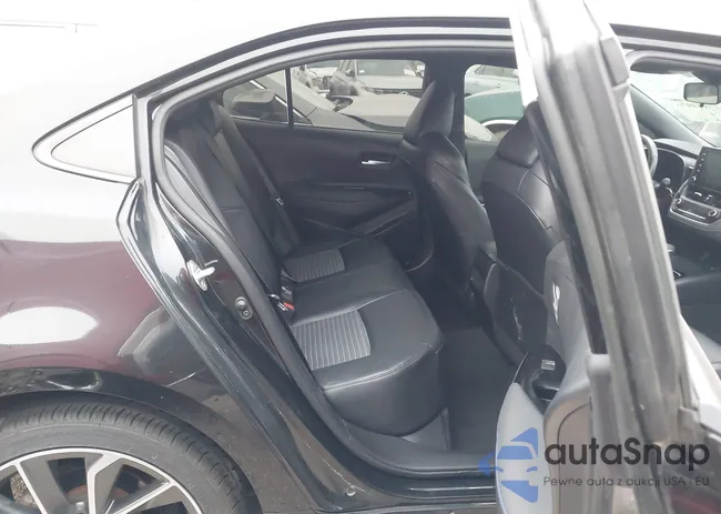 5YFT4RCE8LP049986: 43893936