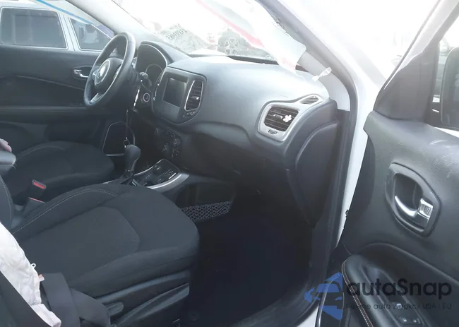 3C4NJDAB7LT101537: 43893985