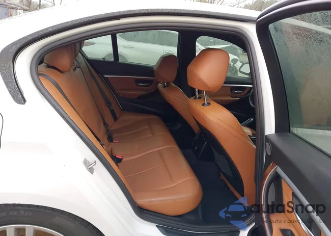 WBA8B3G5XGNT92530: 43894002