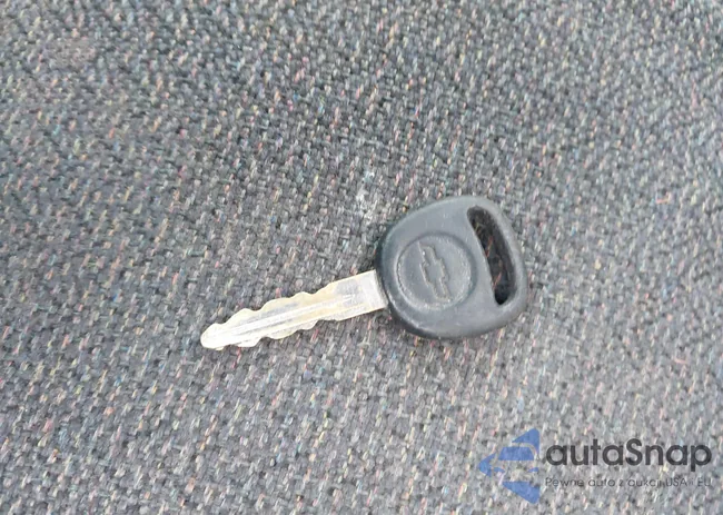 1GCHK24U22E174101: 43894133