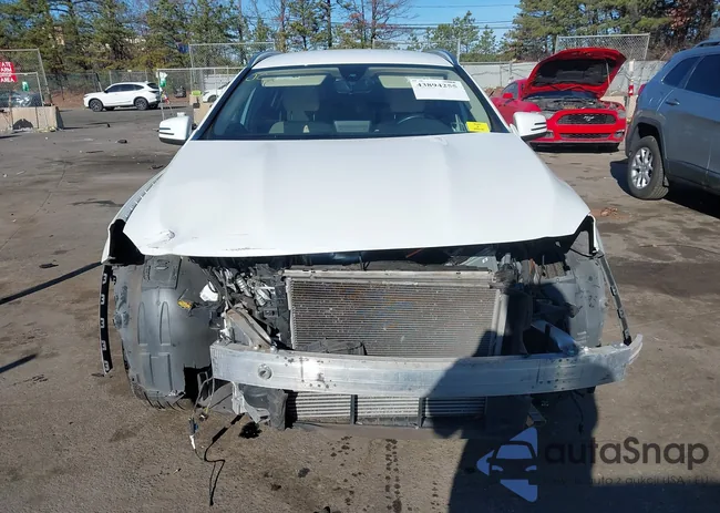 WDCTG4EB0KU005408: 43894255