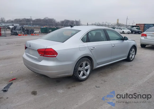 1VWBP7A32DC106487: 43894348