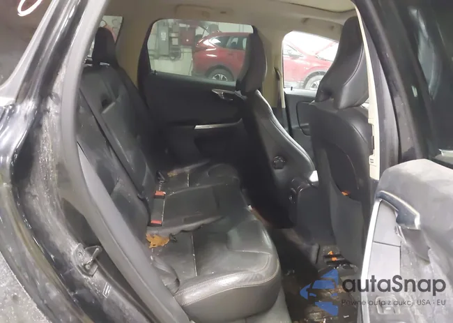 YV4902DZ5D2425054: 43894378